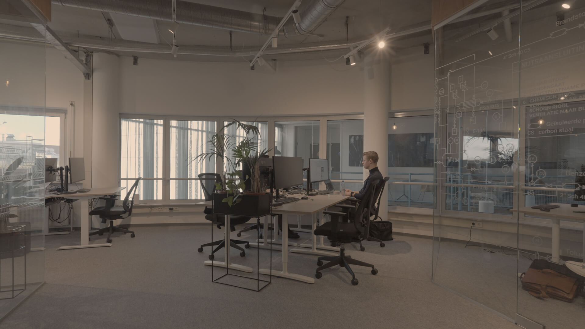 Intechnium kantoor glazen wanden